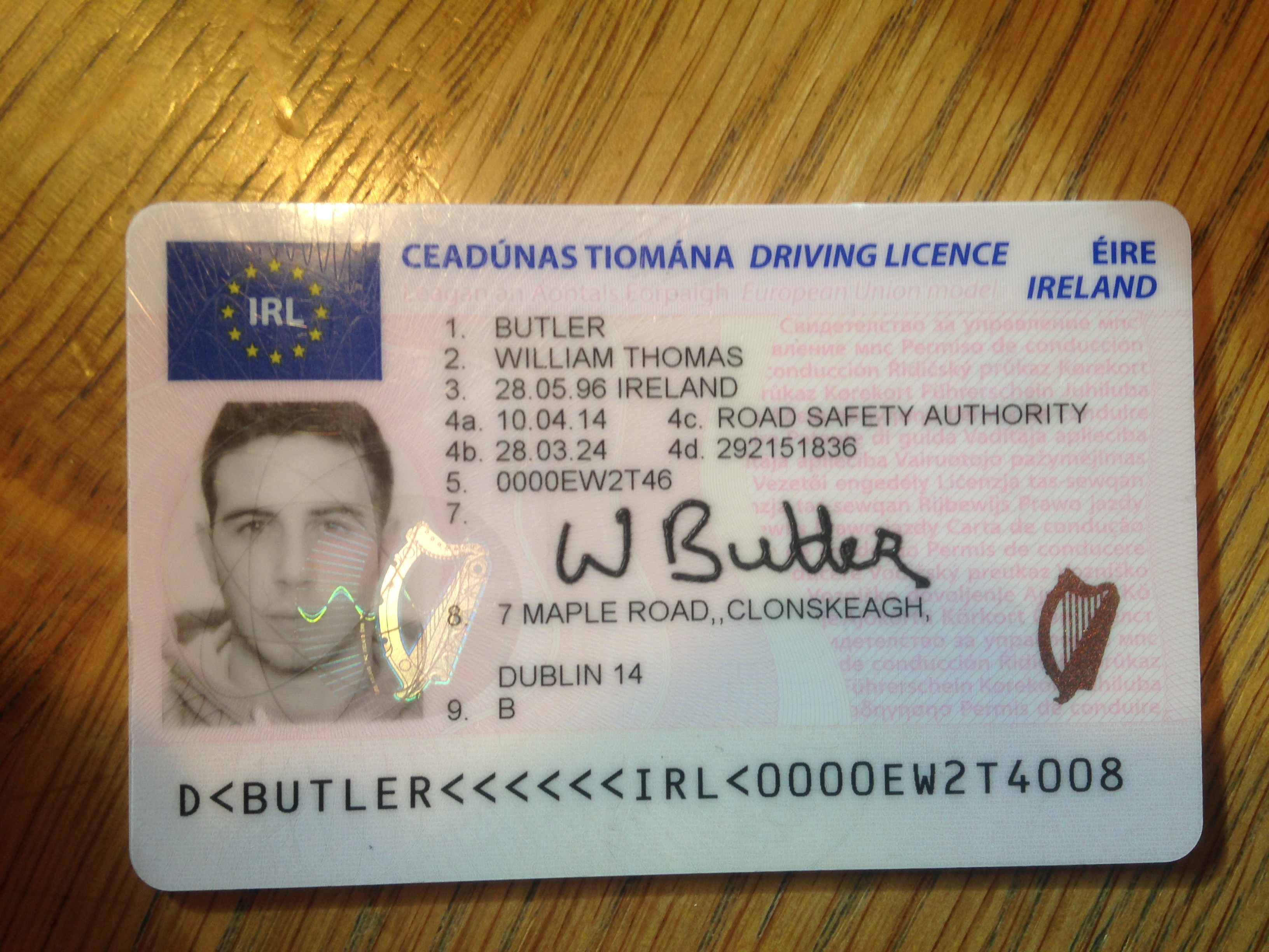Id uk. Ирландия Driving licence. ID карта и водительское. Ireland Driver License.